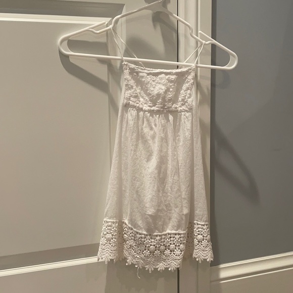 Cotton On tie in back white top!! - Picture 1 of 3